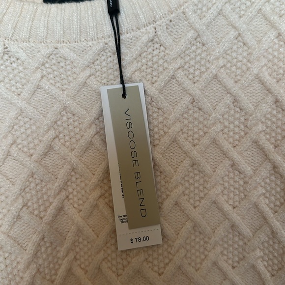 Tahari Thick Cable Knit Cream Sweater - Picture 4 of 4